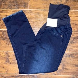 A:glow maternity capris size 12